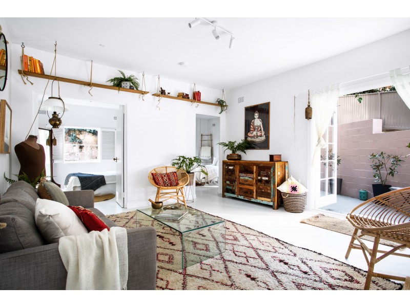 2/2 Seaview Street, Waverley NSW 2024