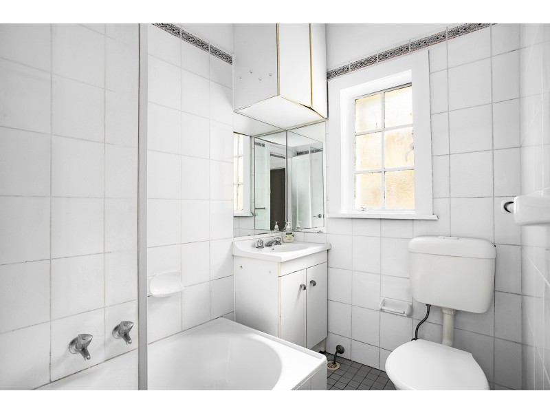 18/64 Sir Thomas Mitchell Road, Bondi Beach NSW 2026