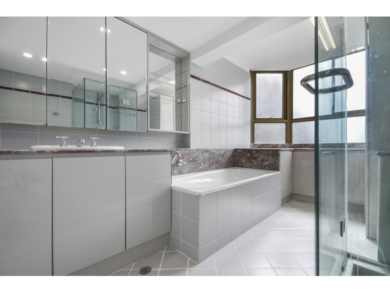 1004/1 Hollywood Avenue, Bondi Junction NSW 2022