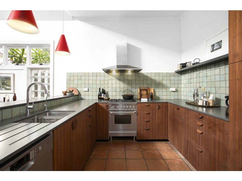 92 Warners Avenue, Bondi Beach NSW 2026