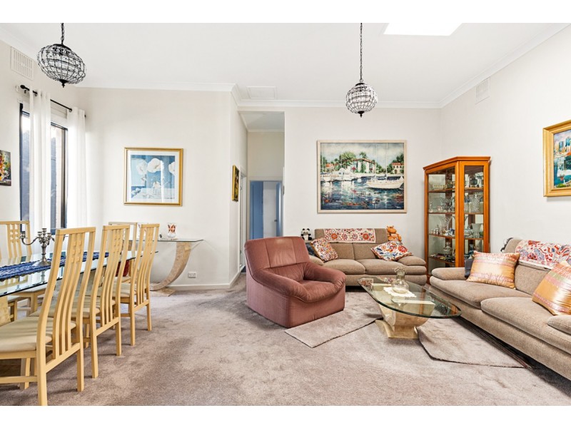 75 Old South Head Road, Bondi Junction NSW 2022