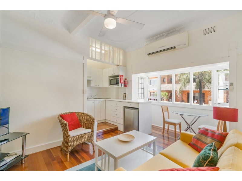 2/77 Gould Street, Bondi Beach NSW 2026