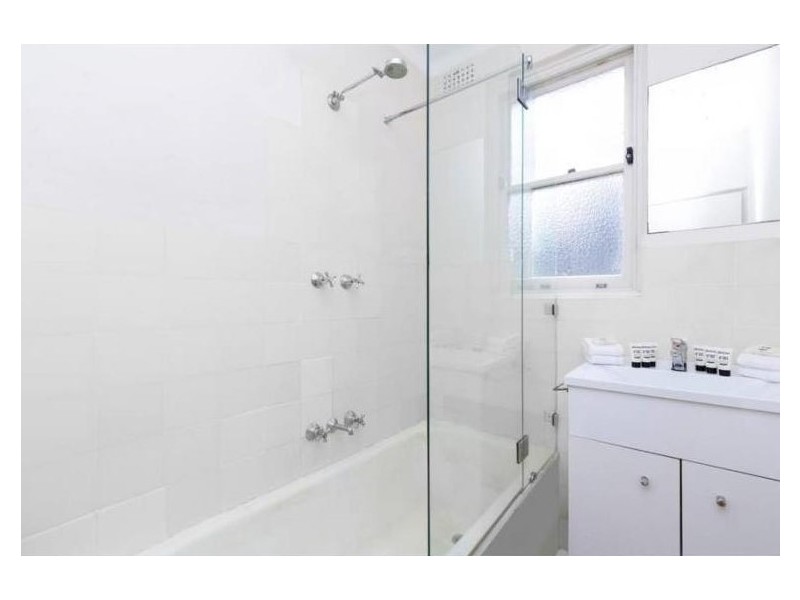 2/112 Warners Avenue, Bondi Beach NSW 2026