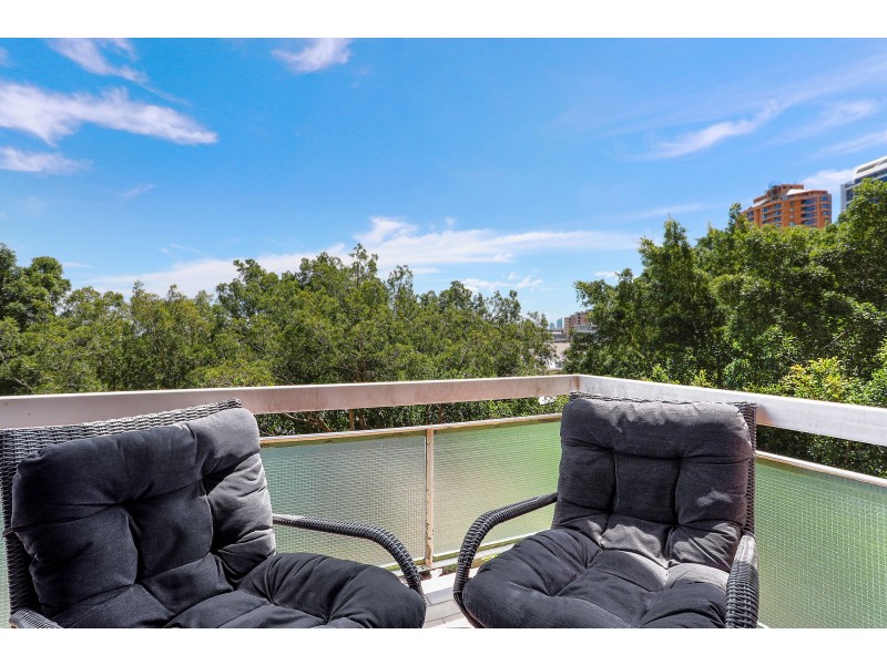 13/75 Bronte Road, Bondi Junction NSW 2022