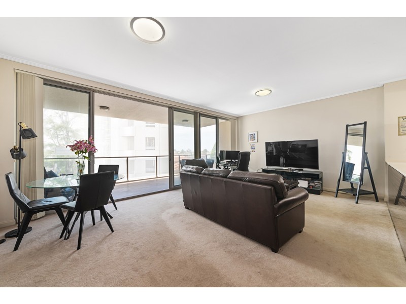 11/4248 Waverley Street, Bondi Junction NSW 2022 the real estate agency For Sale