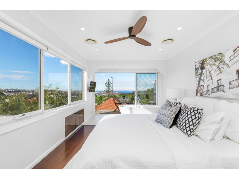 27 Wellington Street, Bondi NSW 2026