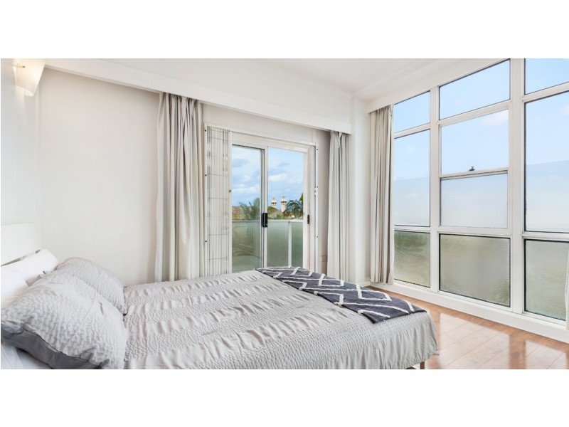 6/83 Old South Head Road, Bondi Junction NSW 2022