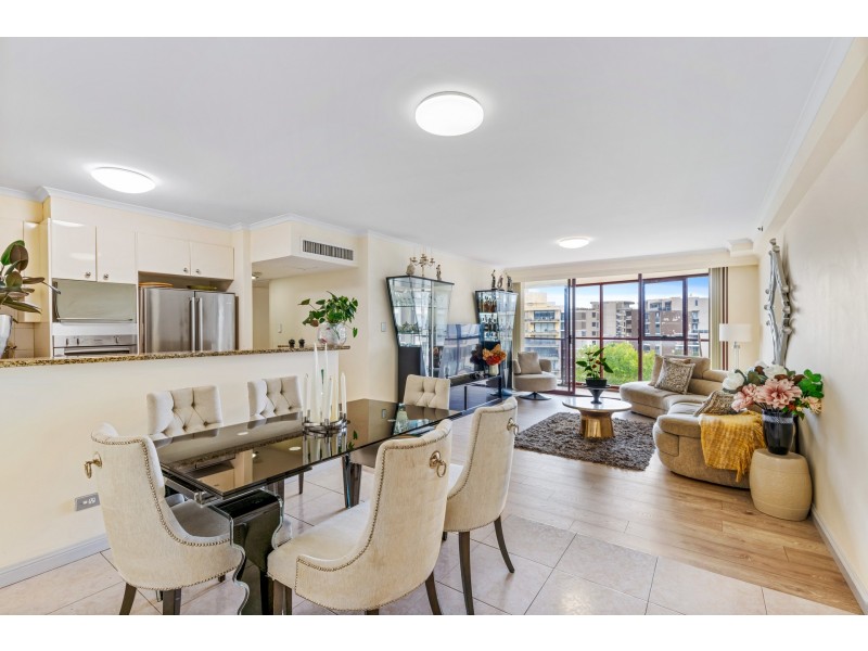 43/2A Hollywood Avenue, Bondi Junction NSW 2022