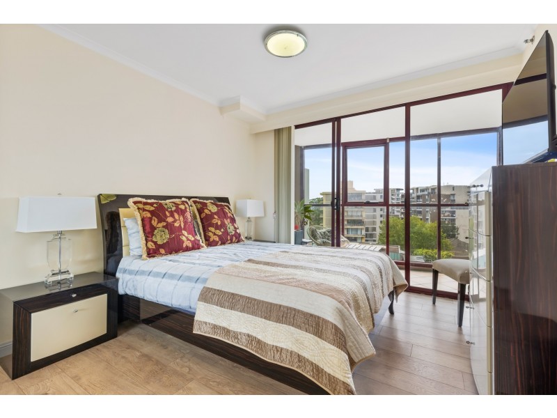43/2A Hollywood Avenue, Bondi Junction NSW 2022