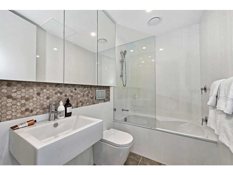 B104/91 Ben Eden Street, Bondi Junction NSW 2022