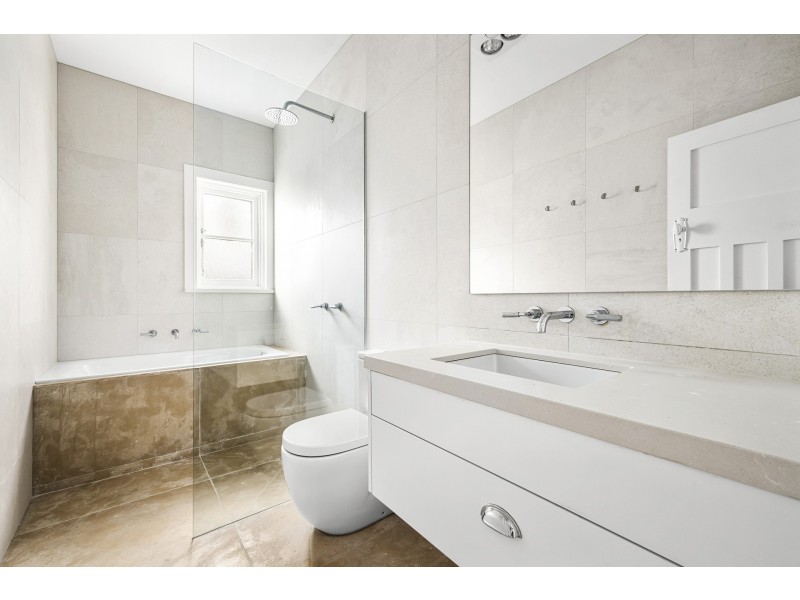 18 Gould Street, North Bondi NSW 2026