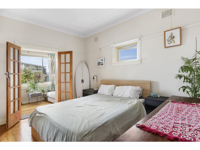 1/13 Wallis Parade, North Bondi NSW 2026