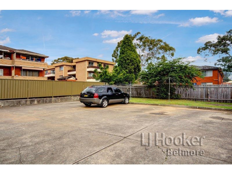 6/2 Boorea Avenue, Lakemba NSW 2195