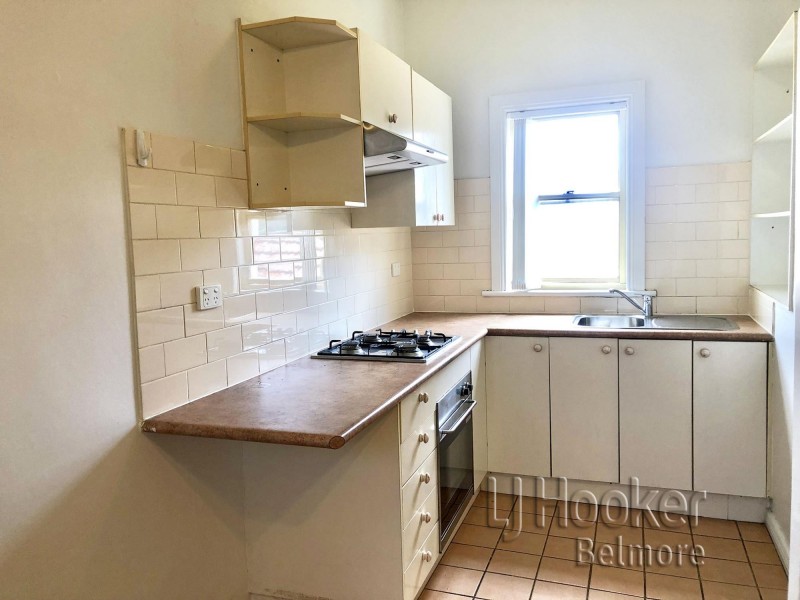 2/11 Gordon St, Burwood NSW 2134
