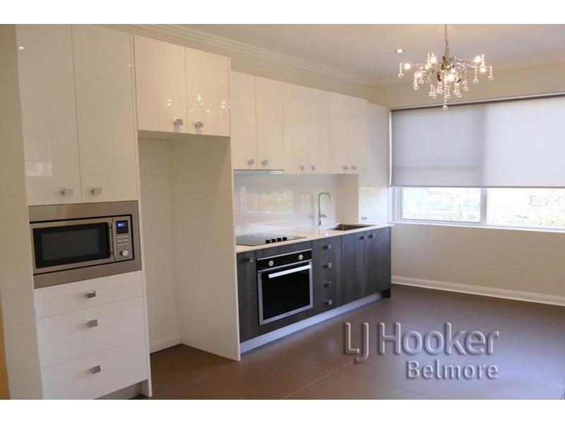 2/134 Morgan Street, Kingsgrove NSW 2208