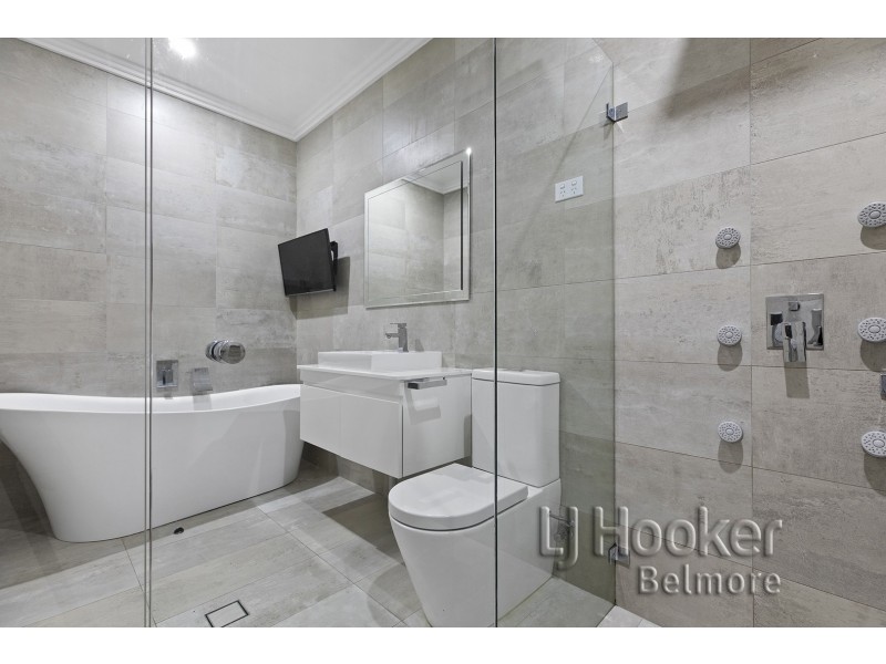 70 Macquarie Street, Greenacre NSW 2190