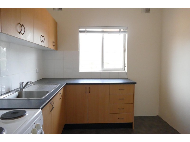 3/266 River Avenue, Carramar NSW 2163