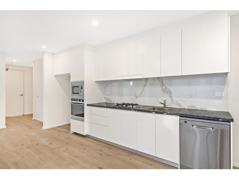 204/13A Third Avenue, Campsie NSW 2194