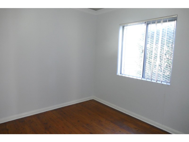 1/110 Leylands Parade, Belmore NSW 2192