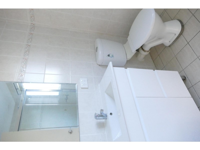 1/110 Leylands Parade, Belmore NSW 2192