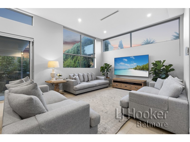 22 Marina Crescent, Greenacre NSW 2190