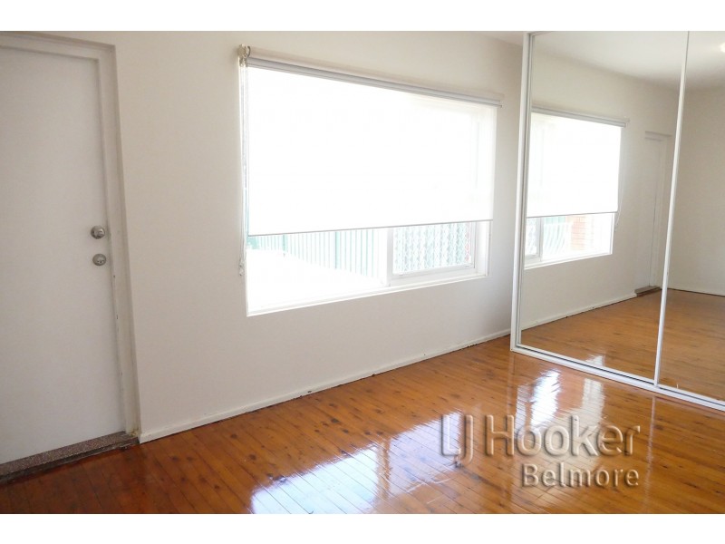 1/10 Denman Ave, Wiley Park NSW 2195