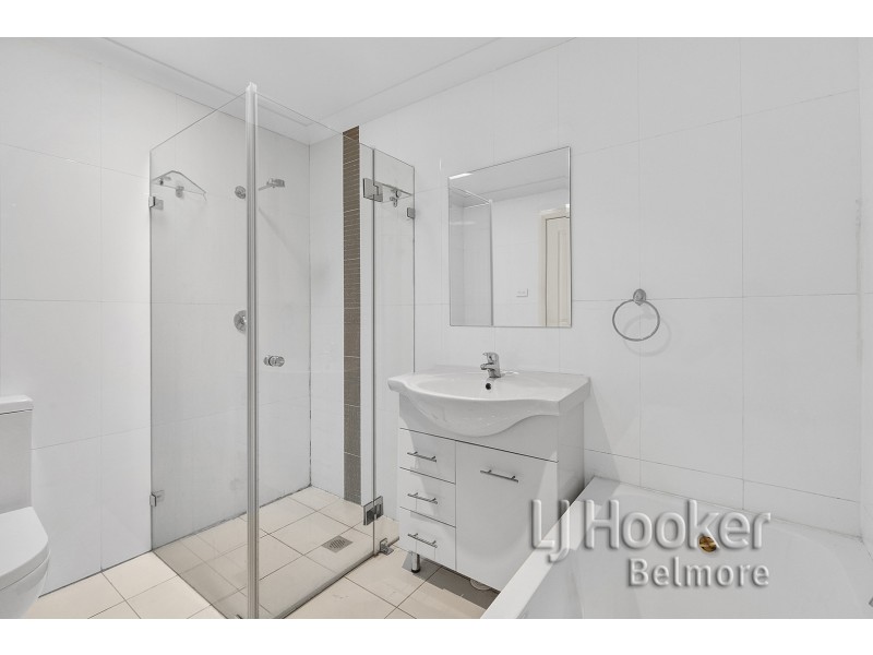 5/30 Chiswick Road, Greenacre NSW 2190