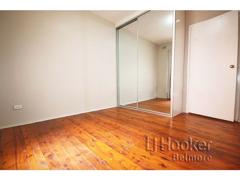 1/4 Boorea Avenue, Lakemba NSW 2195