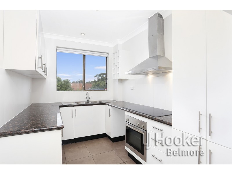 6/33 Sir Joseph Banks Street, Bankstown NSW 2200