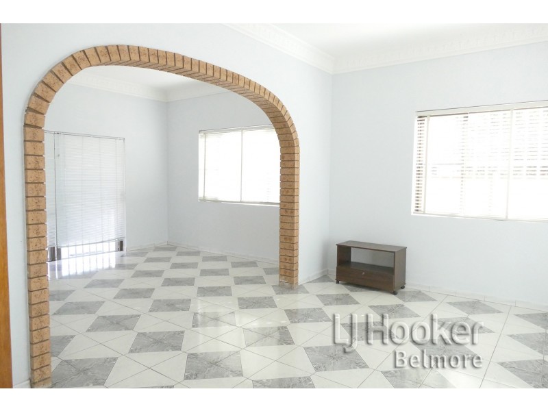 30 Leylands Pde, Belmore NSW 2192