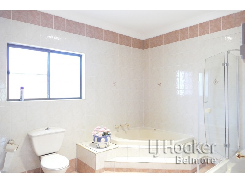 30 Leylands Pde, Belmore NSW 2192