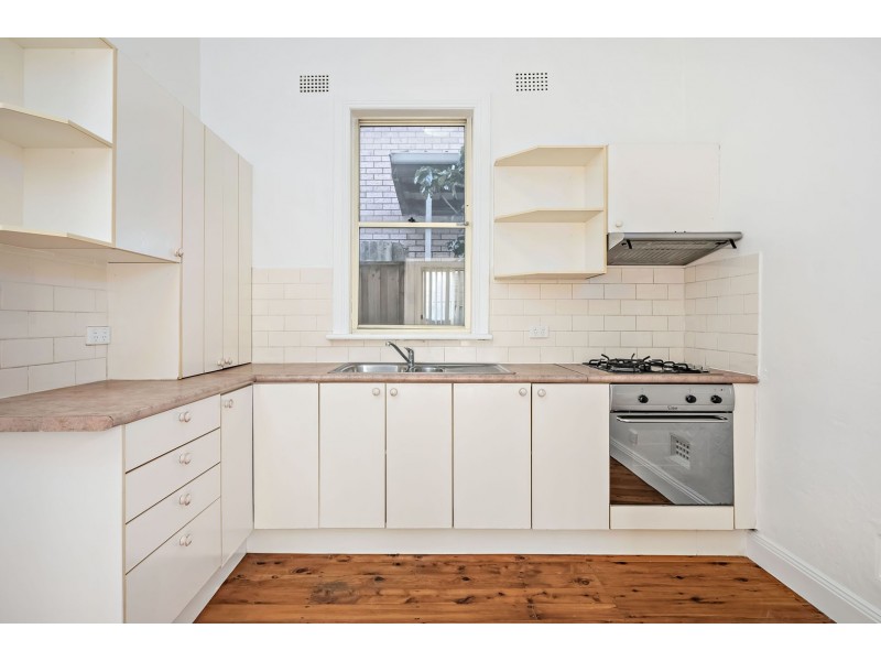 1/11 Gordon Street, Burwood NSW 2134