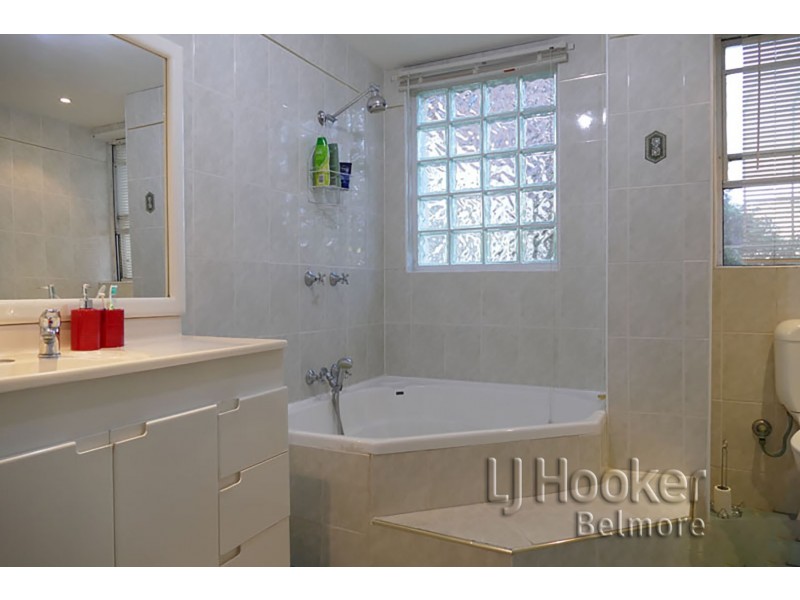 1/29-31 Marlene Crescent, Greenacre NSW 2190