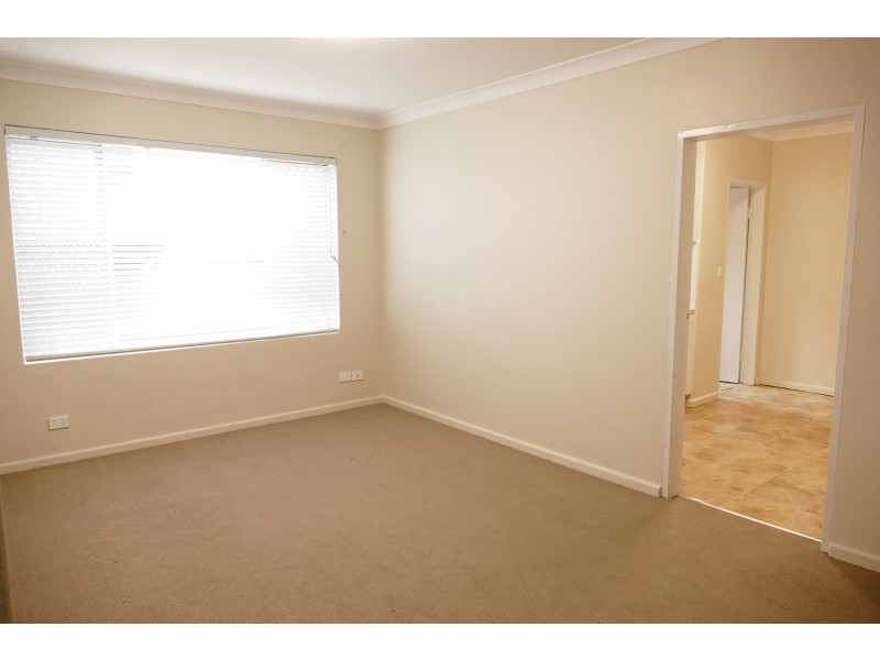 2 Leylands Parade, Belmore NSW 2192