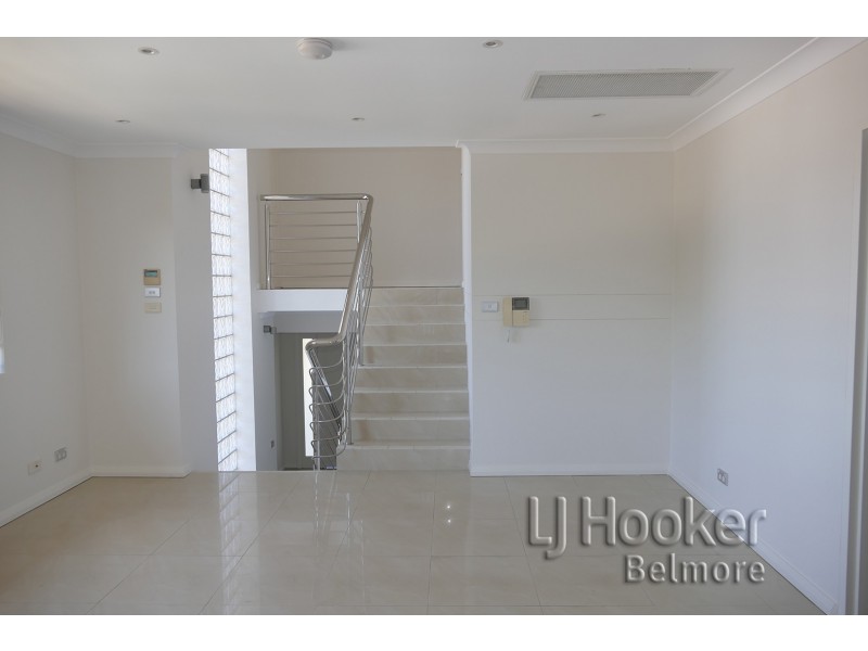 1 Tournay Street, Peakhurst NSW 2210