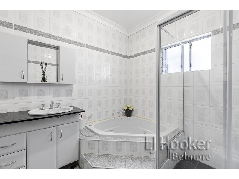 27 Farnham Avenue, Roselands NSW 2196