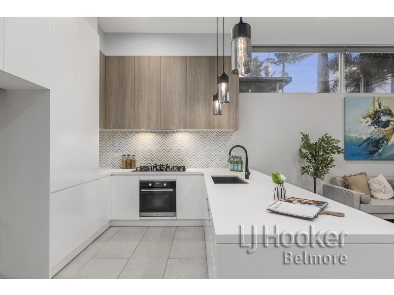 21 Marina Crescent, Greenacre NSW 2190