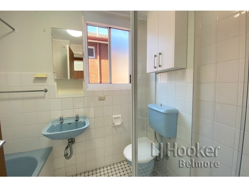 2/76 Leylands Parade, Belmore NSW 2192