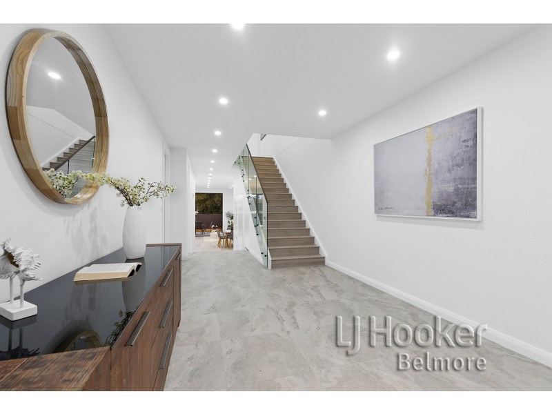 102 Chaseling Street, Greenacre NSW 2190