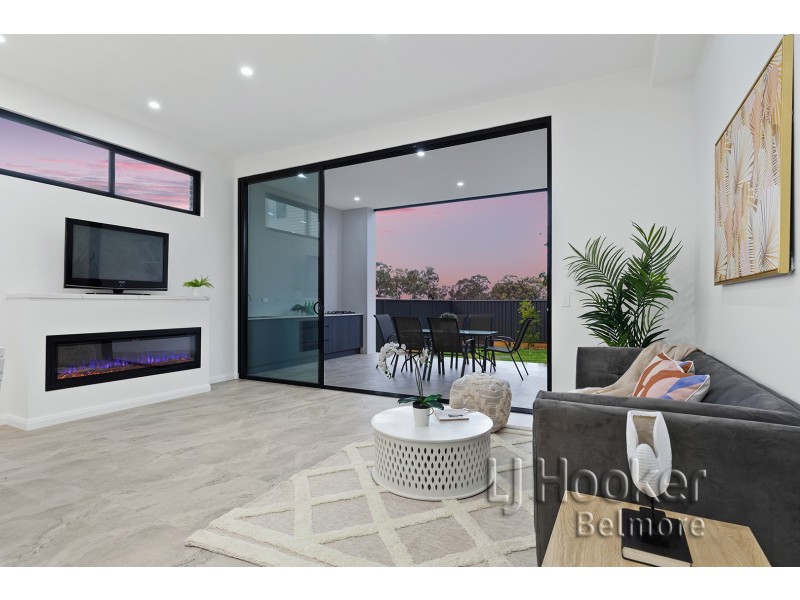 102 Chaseling Street, Greenacre NSW 2190