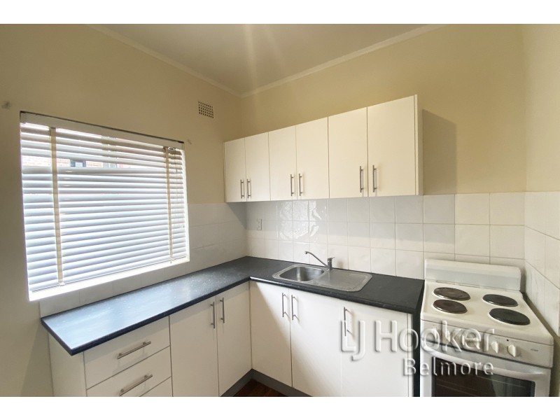 2/266 River Avenue, Carramar NSW 2163