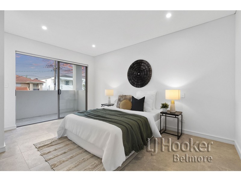 15 Latvia Avenue, Greenacre NSW 2190