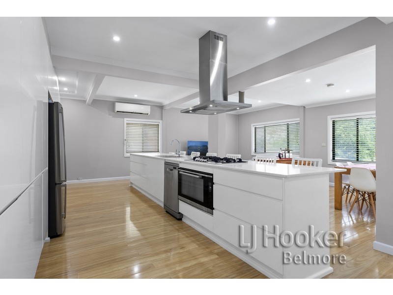 4 Forshaw Avenue, Peakhurst NSW 2210