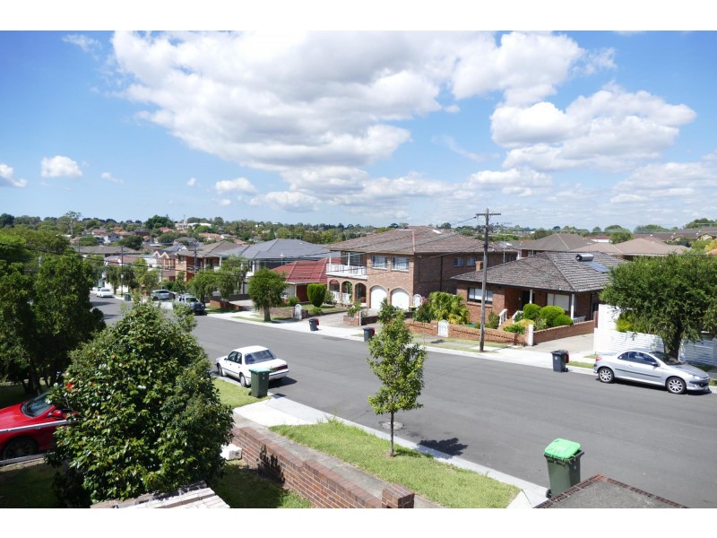 2/14 Platts Avenue, Belmore NSW 2192