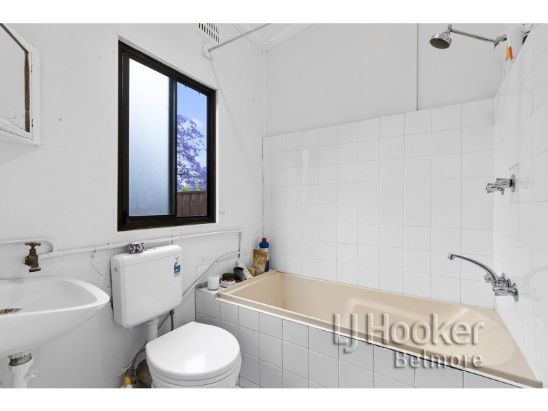 18-20 Canarys Road, Roselands NSW 2196