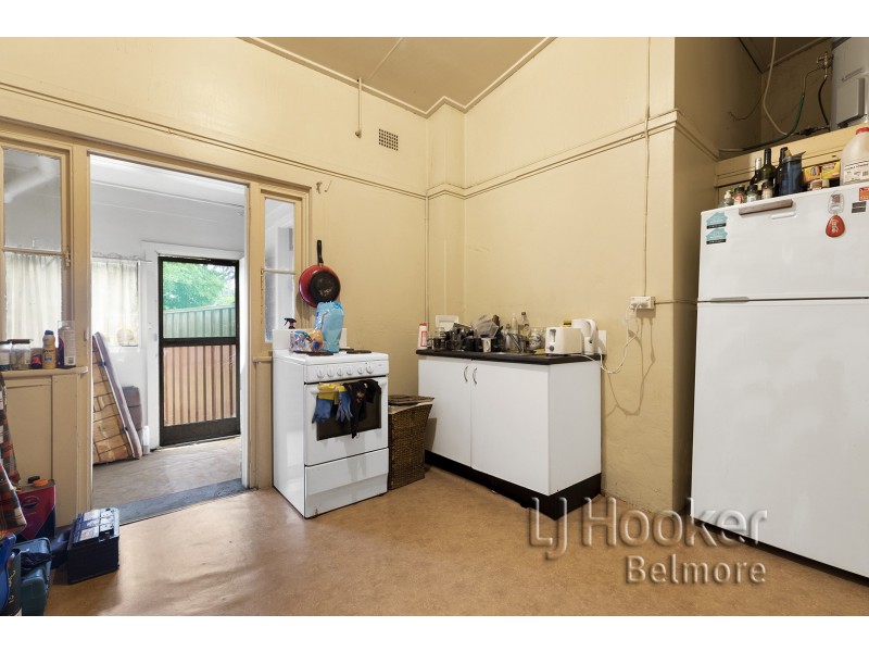 18-20 Canarys Road, Roselands NSW 2196