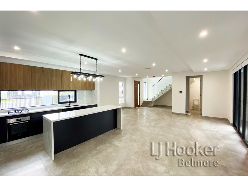 281 Noble Ave, Greenacre NSW 2190