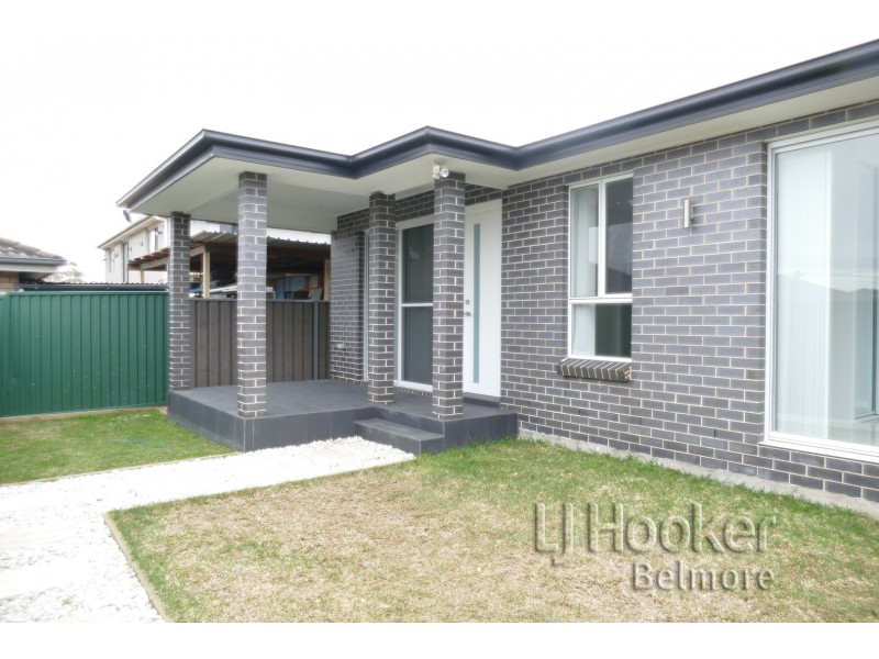 8a Prairie Vale Road, Bankstown NSW 2200