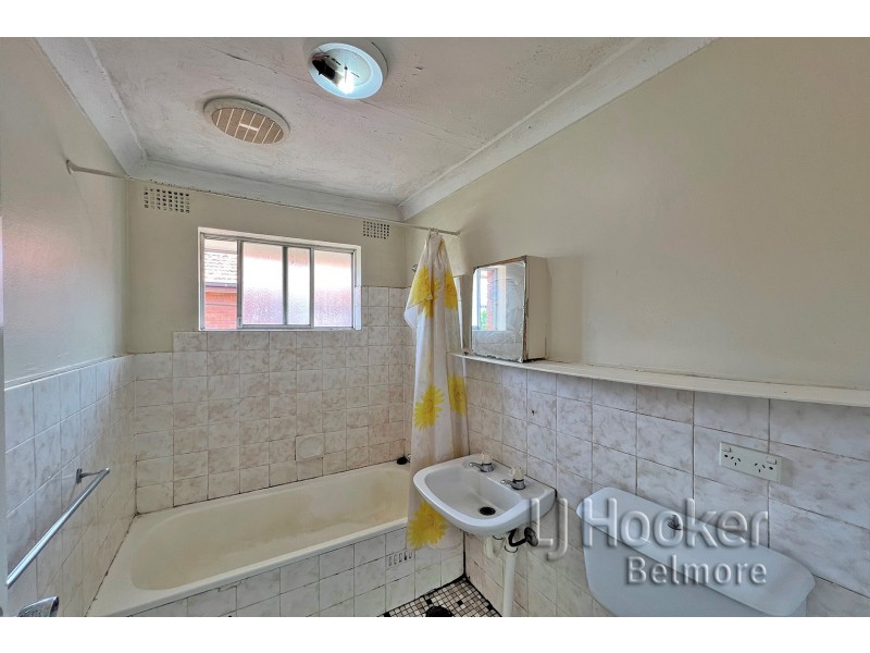 8/31 Willeroo Street, Lakemba NSW 2195