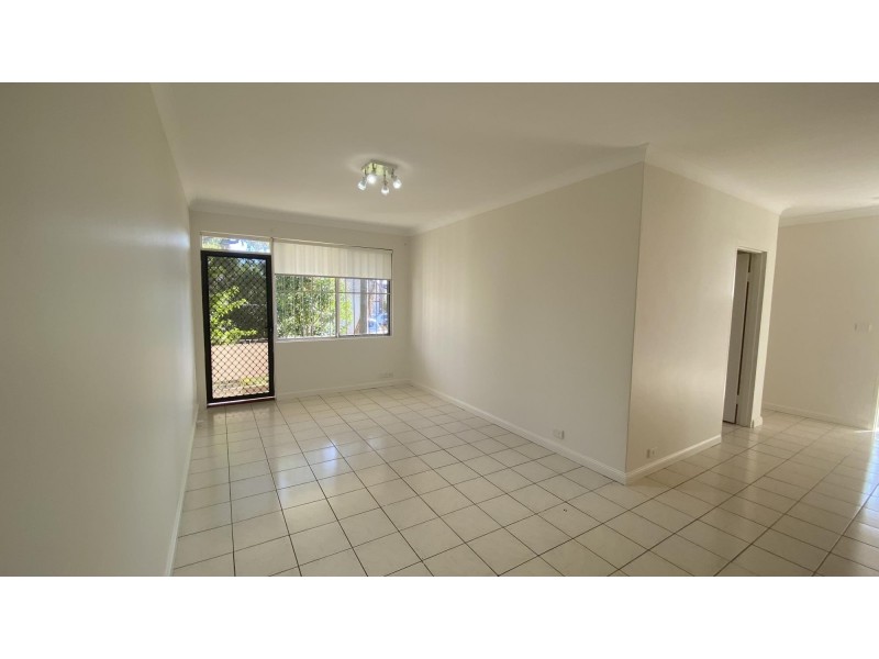 4/18 Phillip Street, Roselands NSW 2196